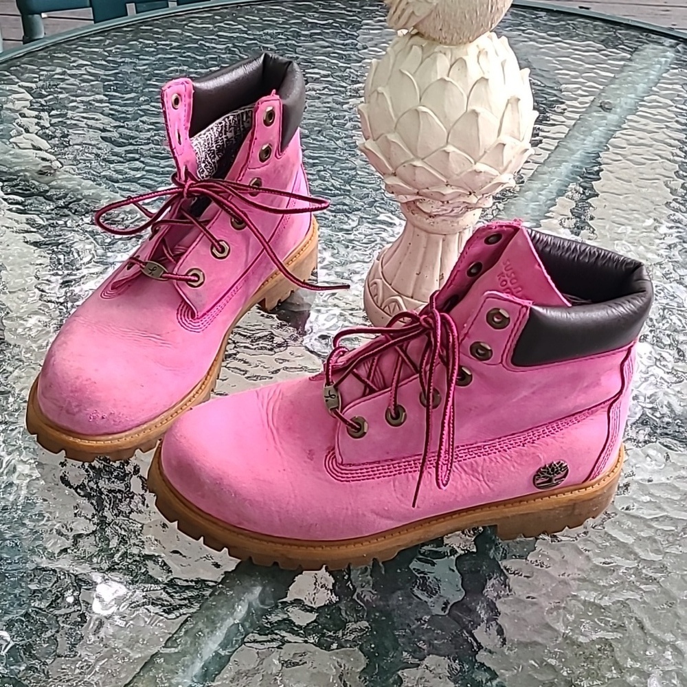 Pink Susan G Komen Breast Cancer Timberland Special Edition Boots size 7 Boys - Picture 4 of 17